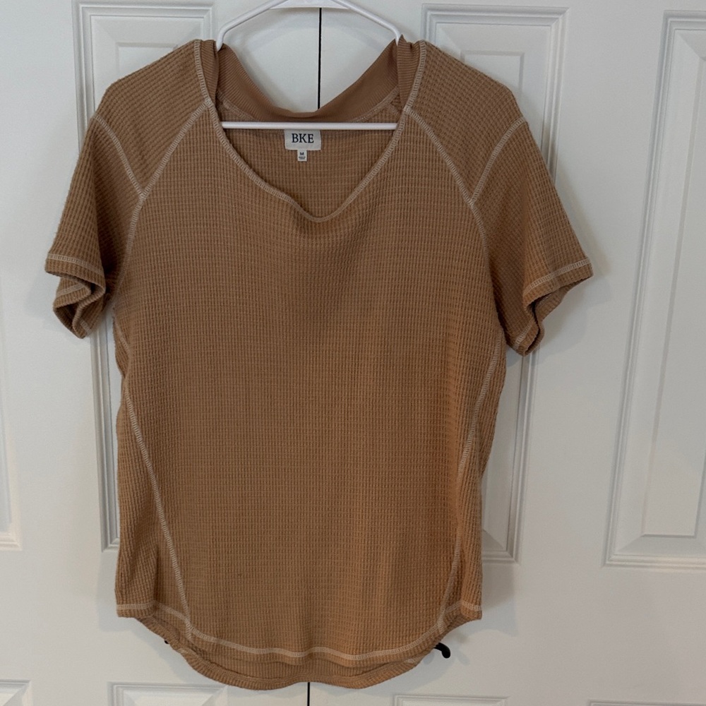 BKE Women's Short Sleeve Tan Tee